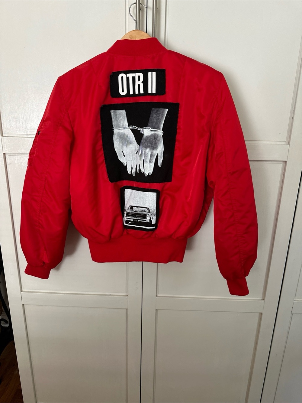 Beyonce Jay Z OTR II Tour Red Bomber Jacket Size XS On The Run 2 Merch Rare VTG